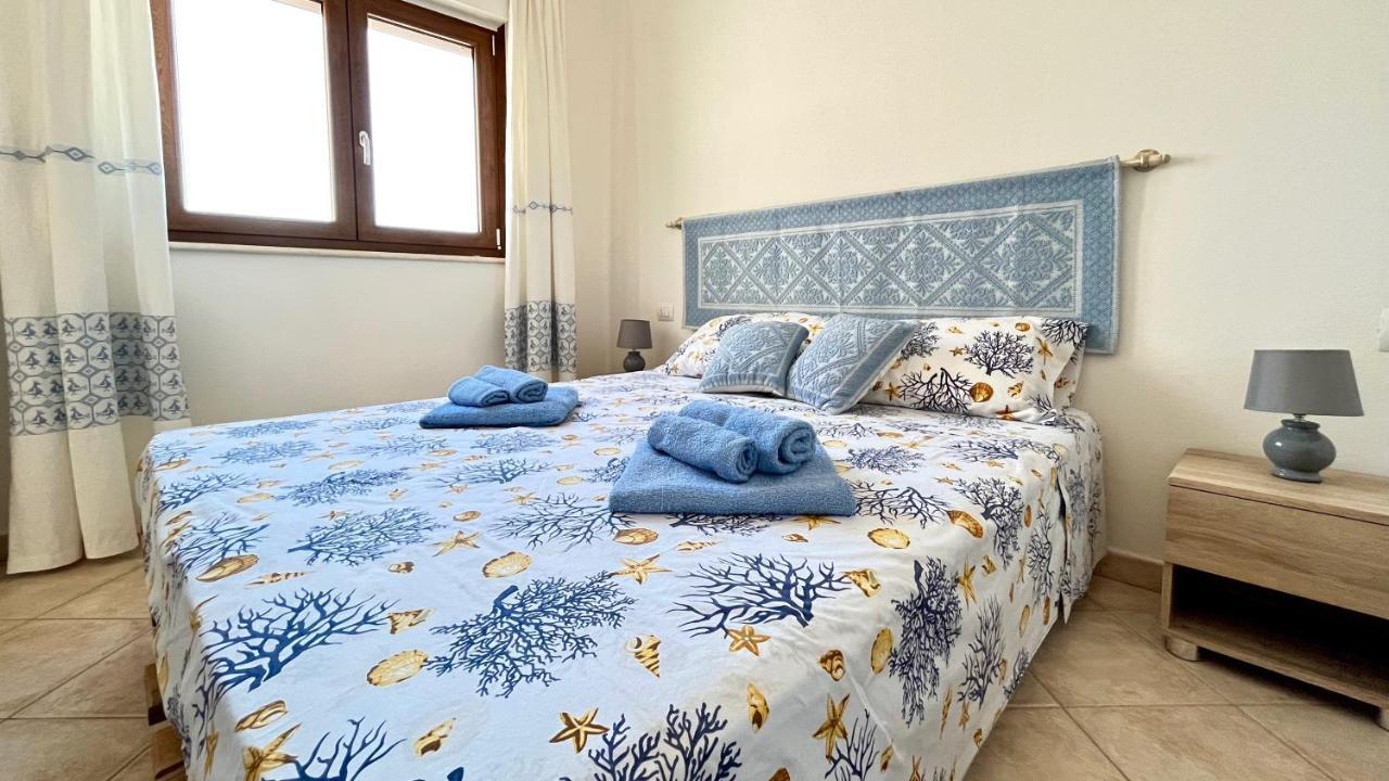 Attici Con Terrazzo Vista Mare Διαμέρισμα Calasetta Εξωτερικό φωτογραφία