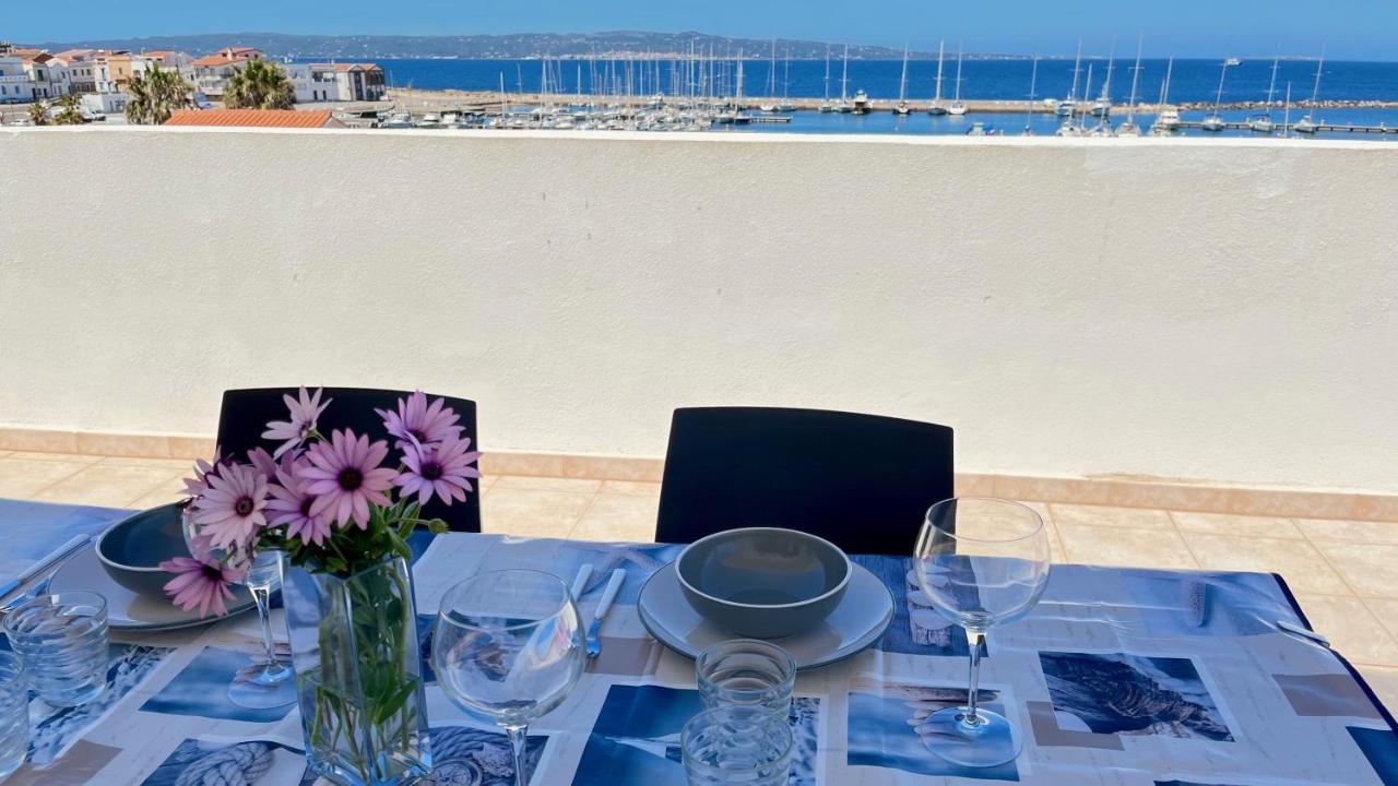 Attici Con Terrazzo Vista Mare Διαμέρισμα Calasetta Εξωτερικό φωτογραφία