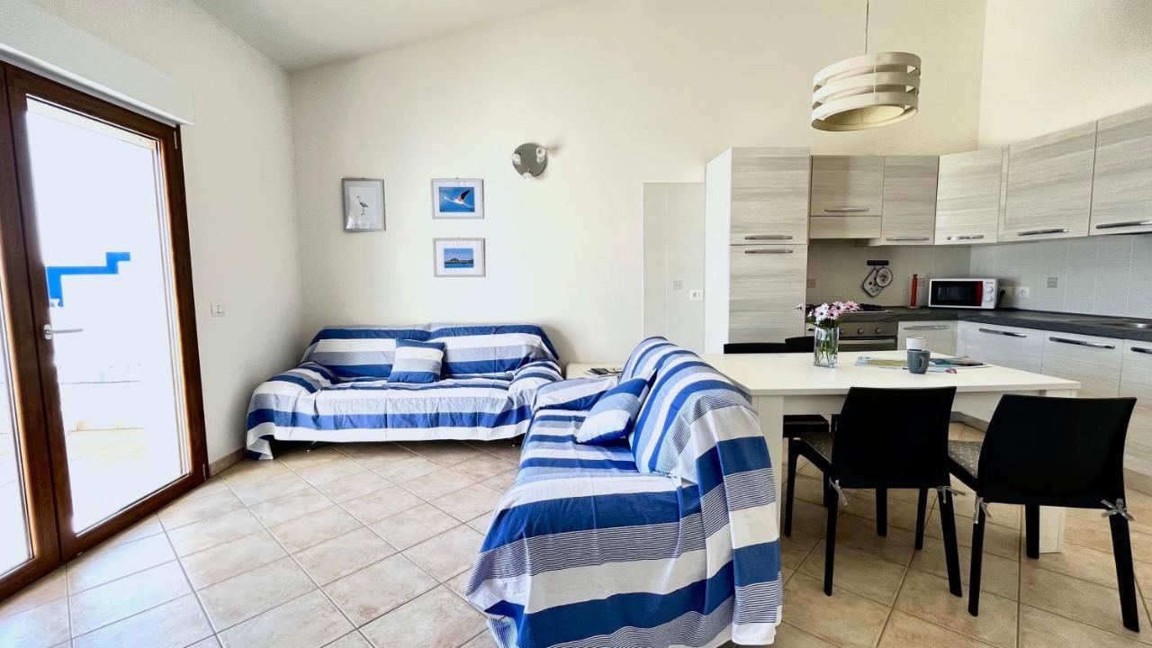 Attici Con Terrazzo Vista Mare Διαμέρισμα Calasetta Εξωτερικό φωτογραφία