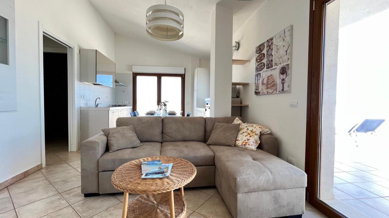 Attici Con Terrazzo Vista Mare Διαμέρισμα Calasetta Εξωτερικό φωτογραφία