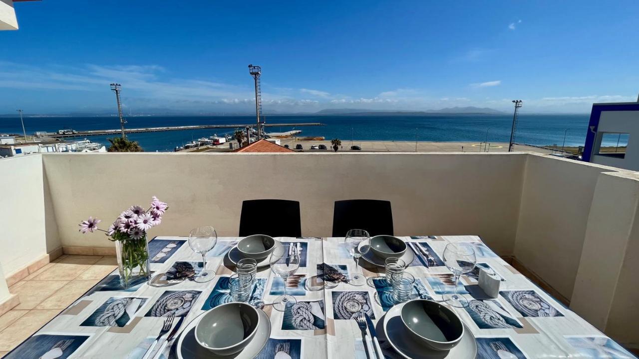 Attici Con Terrazzo Vista Mare Διαμέρισμα Calasetta Εξωτερικό φωτογραφία